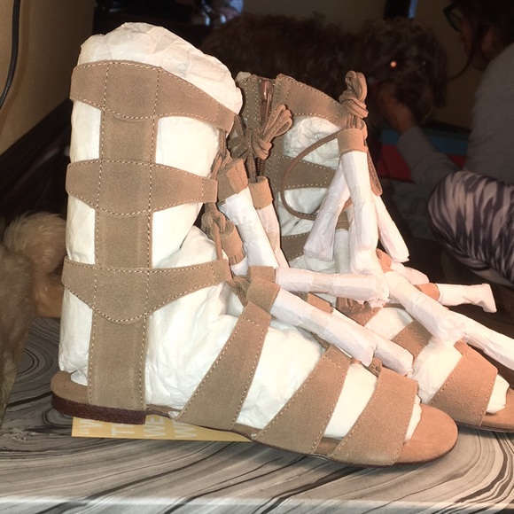 Jeffrey Campbell flats - Picture 2 of 4